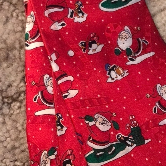 Christmas Tie - Picture 3 of 5